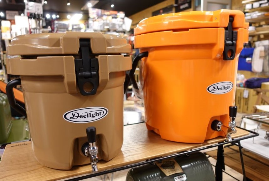 アイスバケット 2.5 gallon オレンジ 9.34L Deelight Ice Bucket レバー式 アイスケーキ